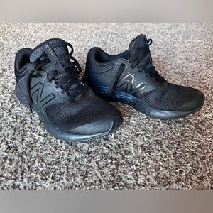 New Balance Comfort Insert Tennis Shoes